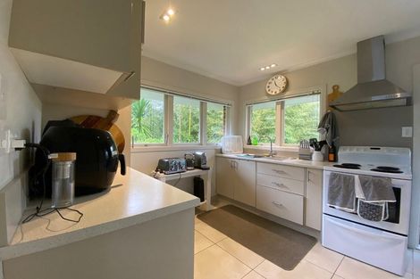 Photo of property in 1/216 Beach Road, Campbells Bay, Auckland, 0630