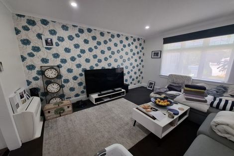 Photo of property in 90 Hine Street, New Plymouth, 4310