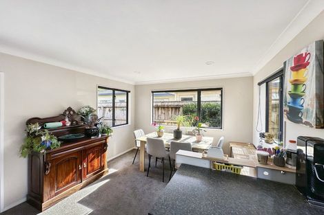 Photo of property in 25 Sun Valley Grove, Wainuiomata, Lower Hutt, 5014