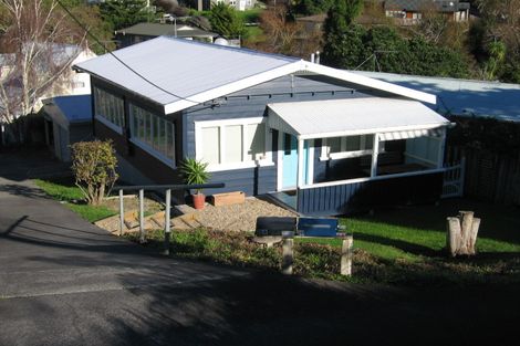 Photo of property in 2/20 Hythe Terrace, Mairangi Bay, Auckland, 0630
