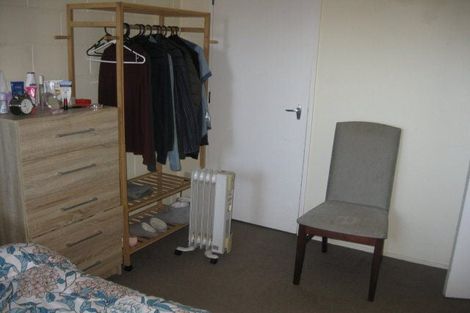 Photo of property in 2/219 Grant Road, Thorndon, Wellington, 6011