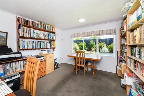 Photo of property in 17 Barnett Drive, Marton, 4710