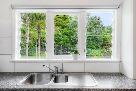 Photo of property in 136 Western Hills Drive, Kensington, Whangarei, 0112