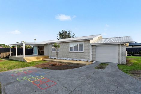 Photo of property in 60 Gloucester Road, Mount Maunganui, 3116