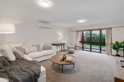 Photo of property in 3a Juniper Place, Burnside, Christchurch, 8053