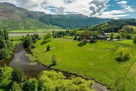 Photo of property in 27 Mooney Road, Speargrass Flat, Queenstown, 9371