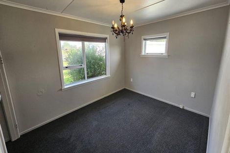 Photo of property in 1137 Devon Road, Bell Block, New Plymouth, 4373