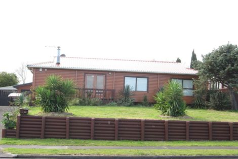 Photo of property in 185 Carnoustie Drive, Wattle Downs, Auckland, 2103