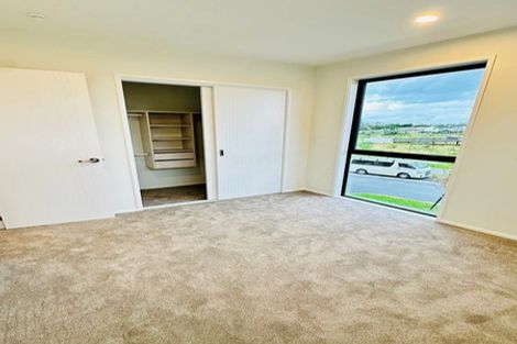 Photo of property in 57b Te Taruna Drive, Wainui, 0932
