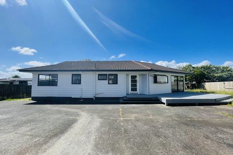 Photo of property in 6 Pureora Place, Clendon Park, Auckland, 2103