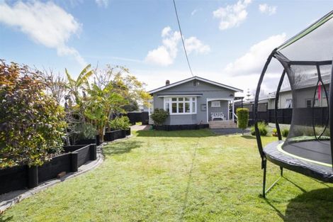 Photo of property in 397a West Coast Road, Glen Eden, Auckland, 0602
