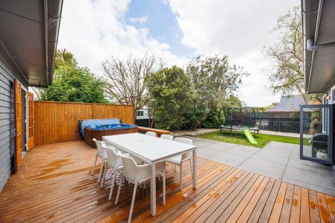 Photo of property in 107 Fitzroy Street, Terrace End, Palmerston North, 4410