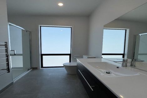 Photo of property in 53 Kamahi Place, Paraparaumu, 5032