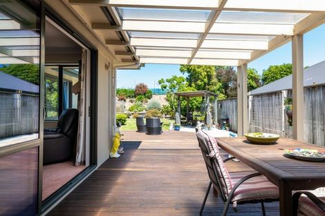 Photo of property in 15 Kendall View, Stoke, Nelson, 7011