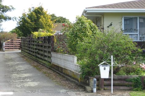 Photo of property in 4 Meads Place, Bulls, 4818