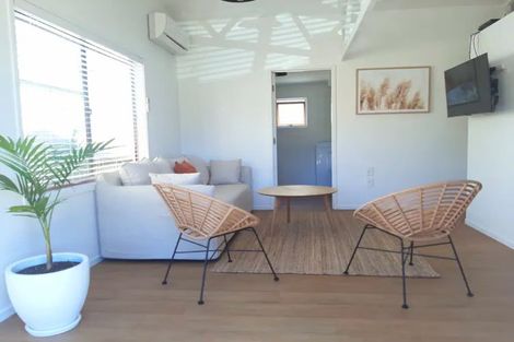 Photo of property in 94a Simpson Road, Papamoa Beach, Papamoa, 3118