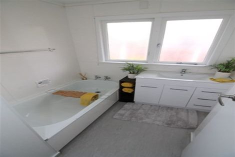 Photo of property in 14 Weka Place, Tokoroa, 3420