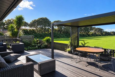 Photo of property in 33a Fitzroy Road, Fitzroy, New Plymouth, 4312