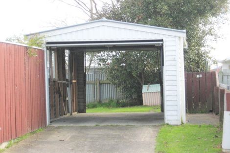 Photo of property in 16 Solway Street, Levin, 5510