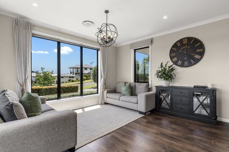 Photo of property in 10 Benmore Crescent, Pyes Pa, Tauranga, 3112