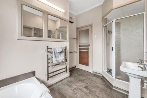 Photo of property in 8 Philpotts Road, Mairehau, Christchurch, 8052