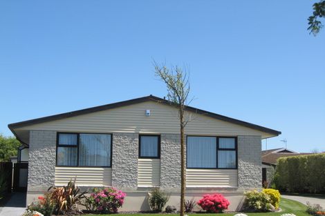 Photo of property in 31 Dunbarton Street, Redwood, Christchurch, 8051