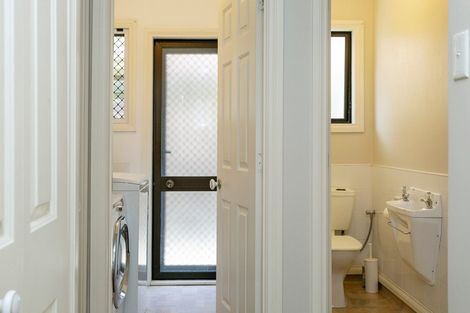 Photo of property in 2/128 Te Heuheu Street, Taupo, 3330