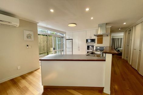 Photo of property in 40 Lohia Street, Khandallah, Wellington, 6035