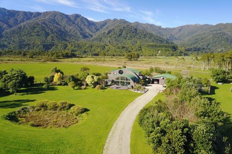 Photo of property in 102 Jones Creek Road, Birchfield, Westport, 7891