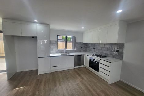 Photo of property in 8c Kent Road, Manurewa, Auckland, 2102