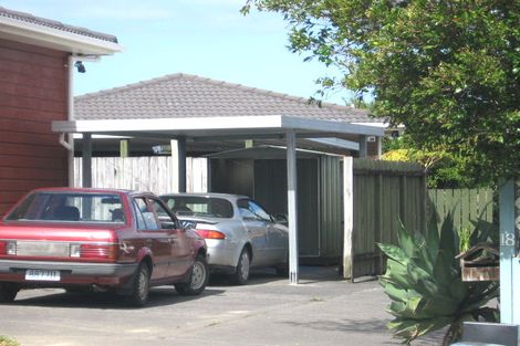 Photo of property in 2/16 Heathglen Place, Bayview, Auckland, 0629