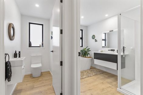 Photo of property in 19 Titoki Lane, Whangamata, 3691