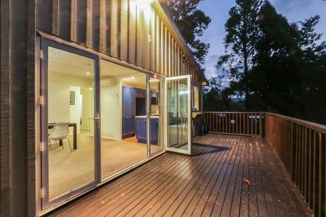 Photo of property in 27 Victory Road, Laingholm, Auckland, 0604