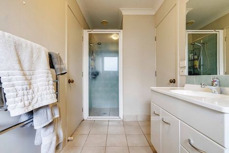 Photo of property in 5a Rewa Street, New Lynn, Auckland, 0600