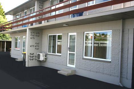 Photo of property in 214 Main South Road, Green Island, Dunedin, 9018