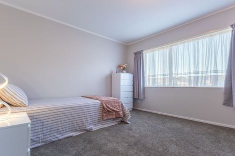 Photo of property in 5 Beachwater Grove, Paraparaumu Beach, Paraparaumu, 5032