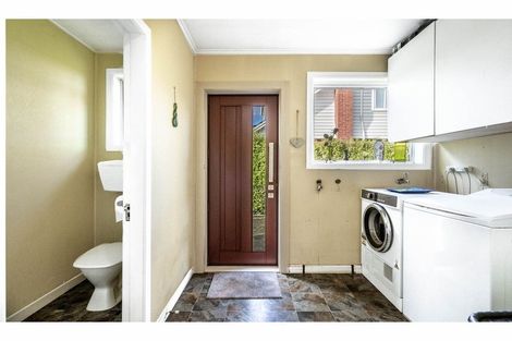 Photo of property in 330 Chelmsford Street, Waverley, Invercargill, 9810