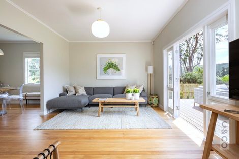 Photo of property in 29 Cambridge Road, Riverhead, 0820