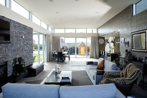 Photo of property in 141 Awamoa Road, Holmes Hill, Oamaru, 9401