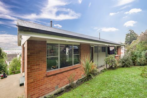 Photo of property in 14 Middleton Road, Kew, Dunedin, 9012