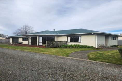Photo of property in 47 Grey Street, Martinborough, 5711