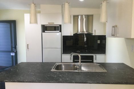 Photo of property in 43 Taioma Crescent, Te Atatu Peninsula, Auckland, 0610