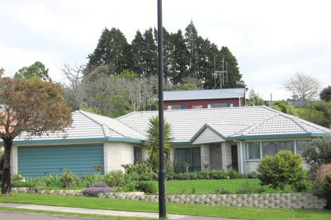Photo of property in 312 Saint Andrews Drive, Bethlehem, Tauranga, 3110