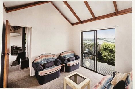 Photo of property in 9 Churchill Terrace, Waiuku, 2123