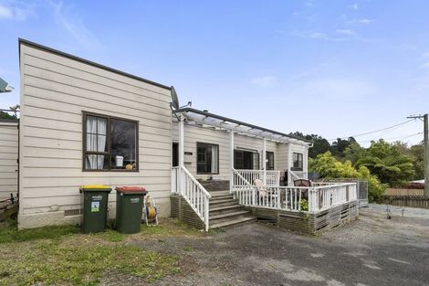 Photo of property in 414 Stokes Valley Road, Stokes Valley, Lower Hutt, 5019