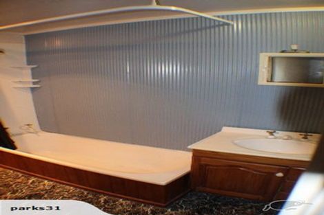 Photo of property in 93 Warner Park Avenue, Laingholm, Auckland, 0604