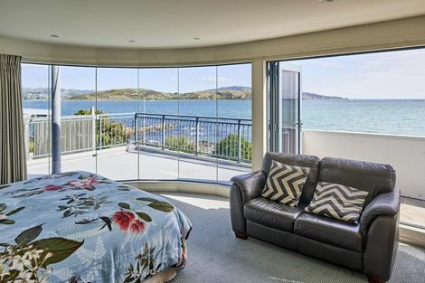 Photo of property in 30 Moana Road, Plimmerton, Porirua, 5026