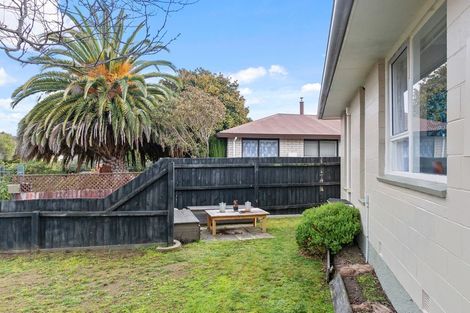 Photo of property in 1/23 Branksome Place, Parklands, Christchurch, 8083