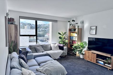 Photo of property in Hobson Court Flats, 65/70 Hobson Street, Thorndon, Wellington, 6011