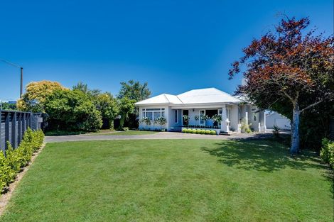 Photo of property in 51 Te Mata Road, Havelock North, 4130
